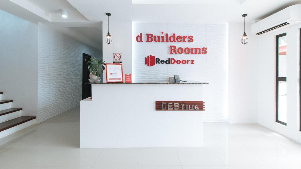 Reddoorz Plus At Dbuilders Poblacion Bgc タギッグ エクステリア 写真