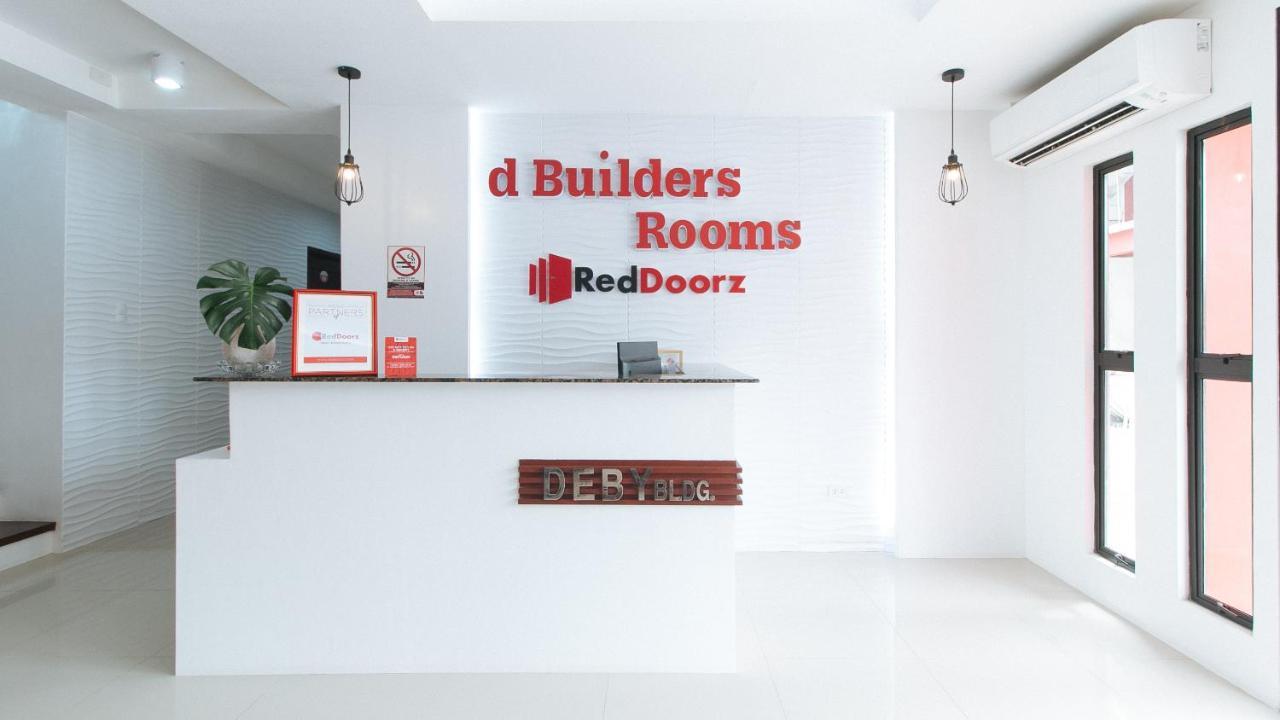 Reddoorz Plus At Dbuilders Poblacion Bgc タギッグ エクステリア 写真